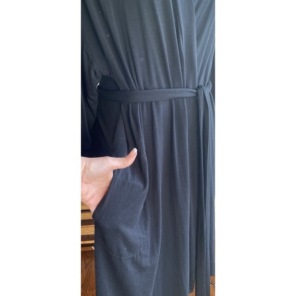 Soma S/M cool nights Pj Long Sleeve Short Robe Black Pockets Sewn‎ On Belt - Picture 4 of 12